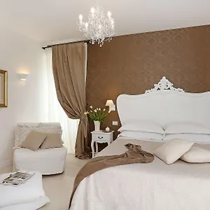 2* Maison d'hôtes Daplace - Hqh Colosseo