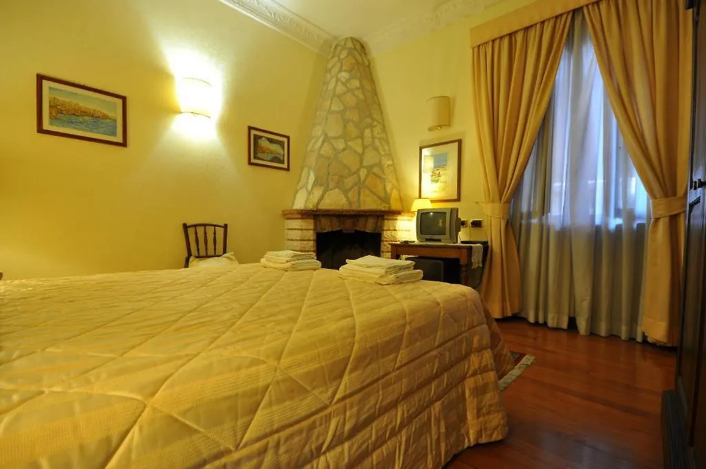 Casale De Santis Hotel Róma 2*,